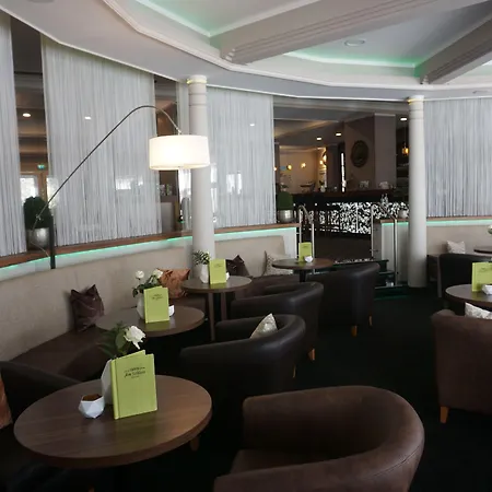Am Schloss 4* Аурих