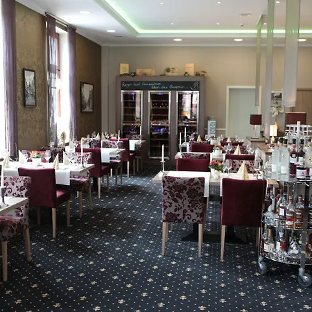 Am Schloss Hotel Aurich