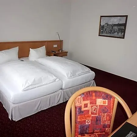 Hotel Am Schloss 4*