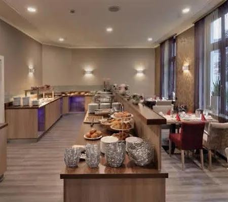 Am Schloss 4* アウリッヒ