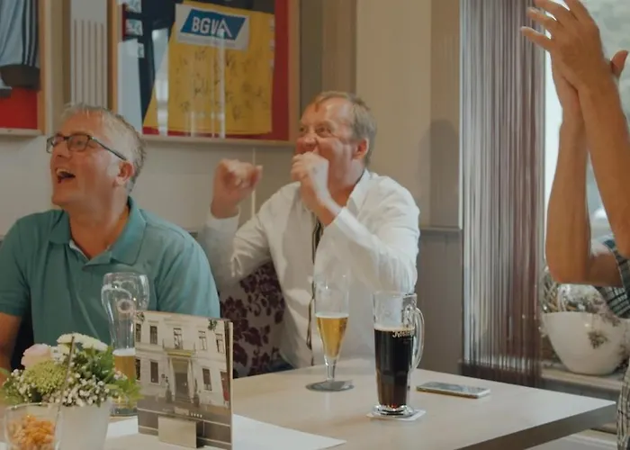 酒店 Am Schloss 4*