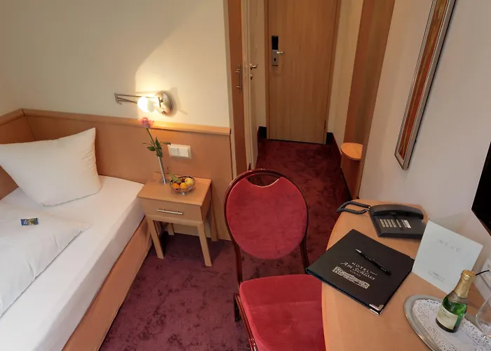 Am Schloss 酒店 4*